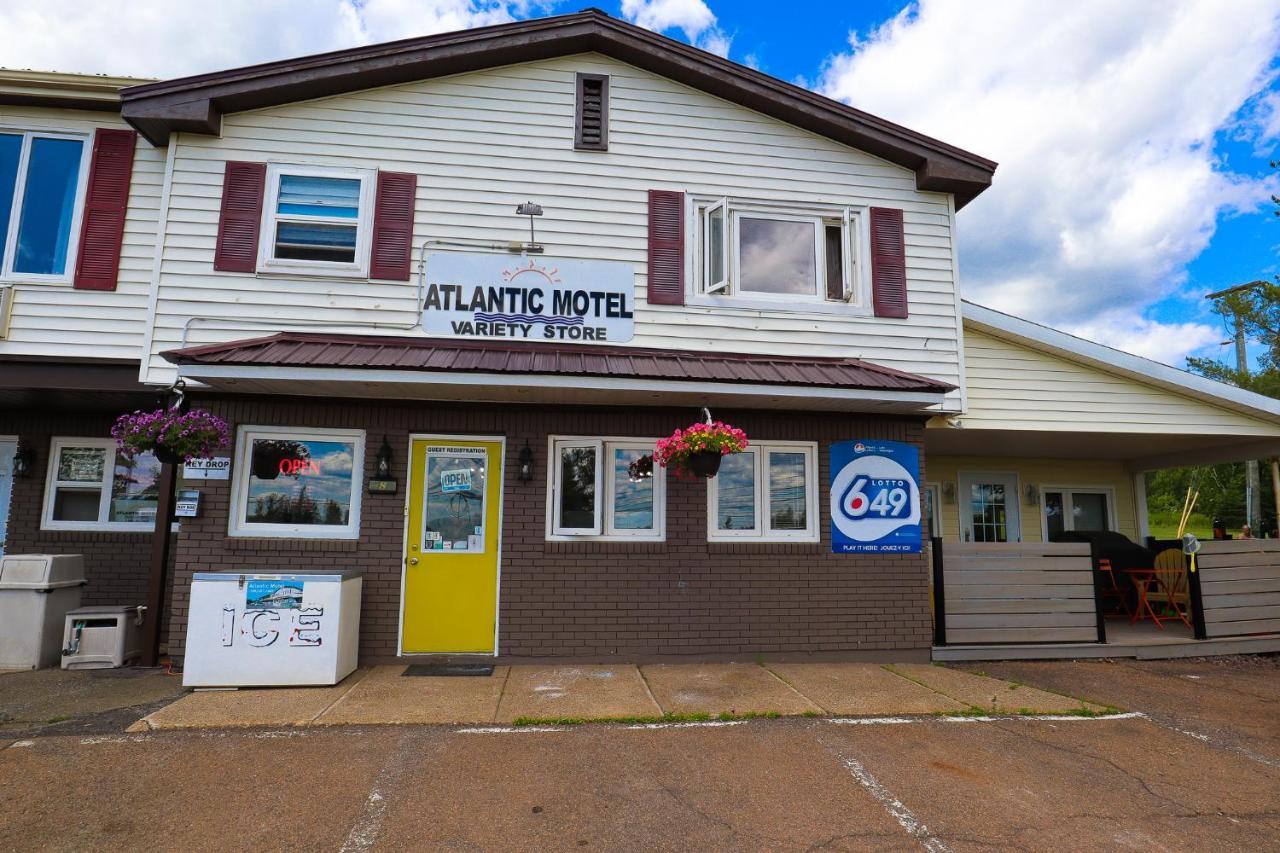Atlantic Motel Berry Mills Екстериор снимка